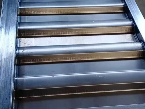 礦用托輥為什么被廣泛應(yīng)用